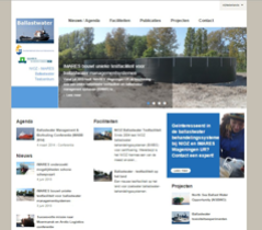 Ballastwater: carrousel en drie kolommen met nieuws en banners Ballastwater: carrousel en drie kolommen met nieuws en banners